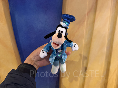 グーフィーぬいぐるみバッジ(ディズニーシー25周年グッズ)