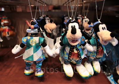 グーフィーのぬいぐるみバッジ