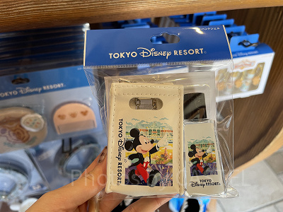 ハンドジェル】ディズニーランド＆シーで買えるグッズまとめ！お土産に