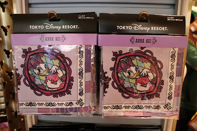 《新品未使用》ディズニーリゾート アナスイ コラボ ミニー&デイジー ポーチ
