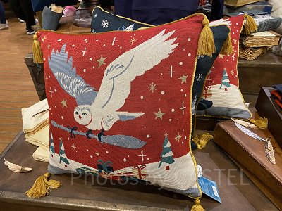 USJハリーポッター2024-2025冬グッズ：クッション