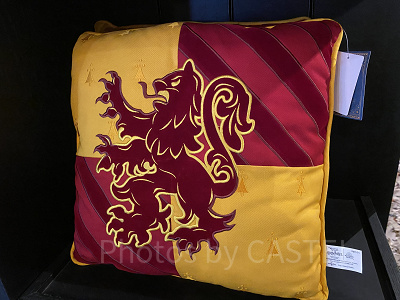 ハリーポッターグッズ/ホグワーツ4寮クッション