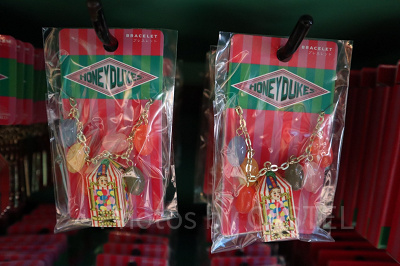 USJ】ハリーポッターのお土産グッズ132選！お菓子・雑貨・ファッション