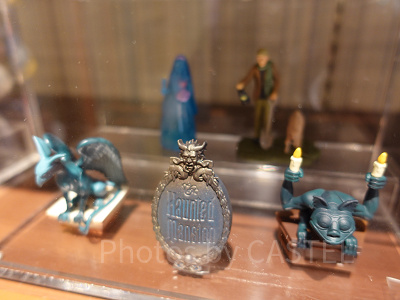 ホーンテッドマンションのミニチュアフィギュア