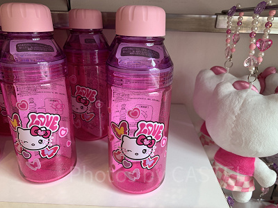 ハローキティのドリンクボトル