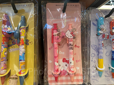 USJお土産】友達とシェアするおそろグッズ16選！2人～大人数向けの