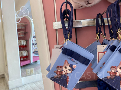 ハローキティリアル猫パスケース