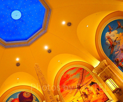 ソアリンの建物内にある隠れミッキー