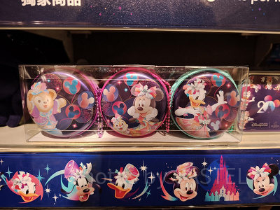 香港ディズニー20周年「ミッキー&フレンズ・グランドセレブレーショングッズ」:ポーチセット