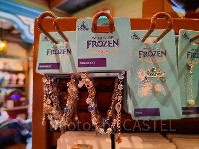 香港ディズニーアナ雪グッズ:ビジューのブレスレット