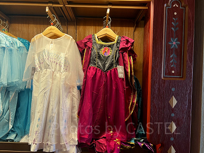 香港ディズニーアナ雪グッズ:子供向けドレス「アナと雪の女王2」(アナ/エルサ)