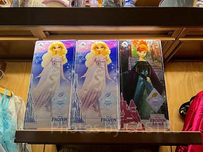 香港ディズニーアナ雪グッズ：クラシックドール（アナ／エルサ）