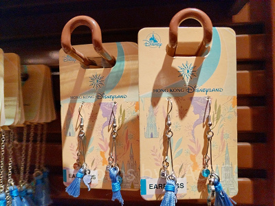 香港ディズニーアナ雪グッズ:タッセル付イヤリング