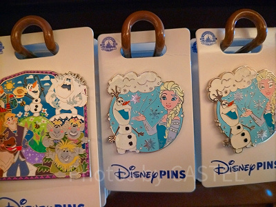 香港ディズニーアナ雪グッズ:オラフ&エルサのピンバッジ