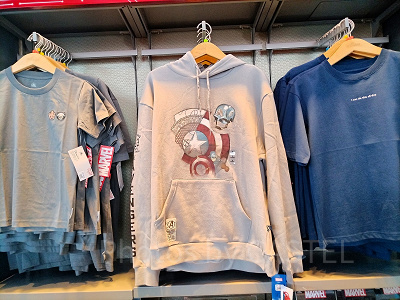 香港ディズニーマーベルグッズ：キャプテンアメリカのパーカー