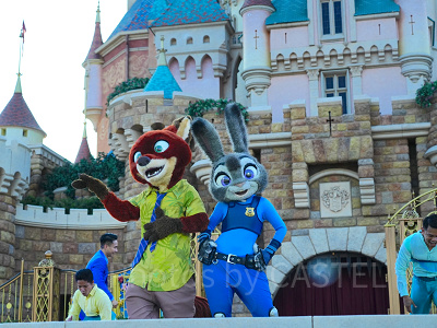 最新】香港ディズニーのショーパレード全種まとめ！20周年も！各