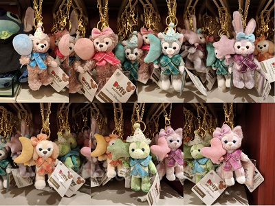 香港ディズニー20周年「ダッフィー&フレンズ・グランドセレブレーショングッズ」:ぬいぐるみキーチェーン