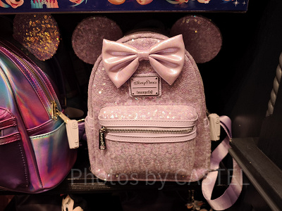 香港ディズニー20周年「ミッキー&フレンズ・グランドセレブレーショングッズ」:ピンクスパンコールのミニリュック