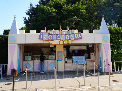 香港ディズニーランドのレストラン:スモールワールド・アイスクリーム