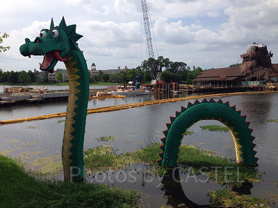 海外パークの巨大なディズニーレゴ