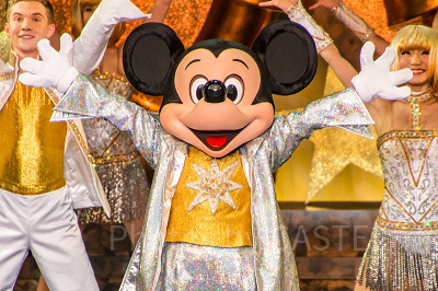 ミッキーなら貸し切りも朝飯前?