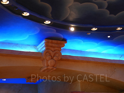 ミッキーを見つけるとなんだかうれしいですね♡