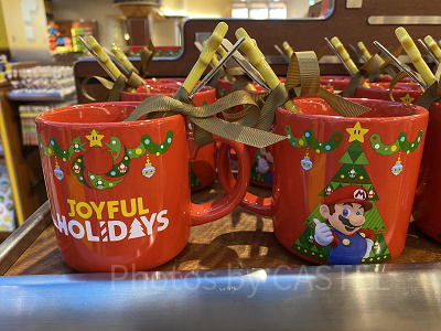 マリオのマグカップ（クリスマスツリー）／USJクリスマスグッズ 2022