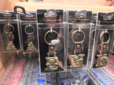 イニシャルキーホルダー