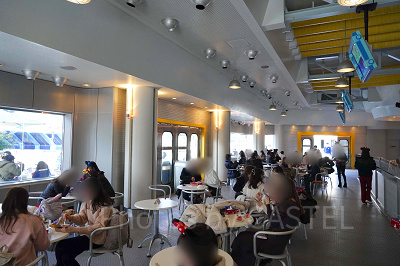 パン・ギャラクティック・ピザ・ポートの店内の様子（11時40分ごろ）