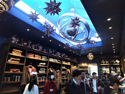 ハリーポッターエリアのショップ店内