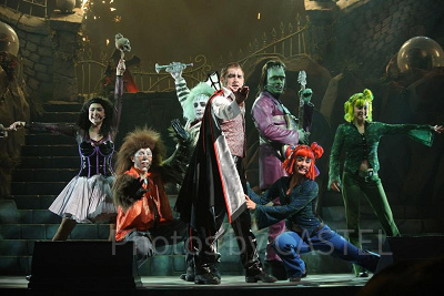 のんびりショーを楽しむのも楽しいですよ♪