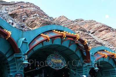 海底2万マイルの近くにあります