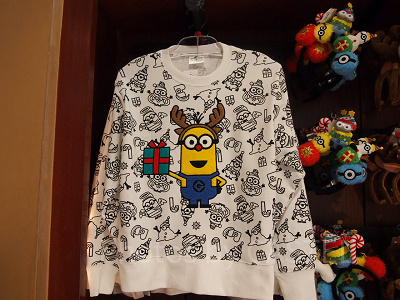 トナカイ姿のケビンのトレーナー