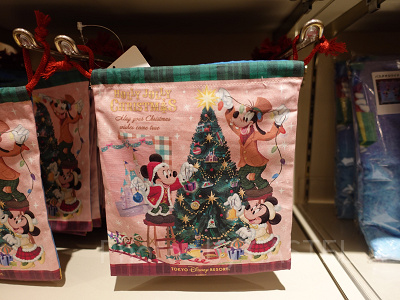 ディズニークリスマスグッズ2022：きんちゃく