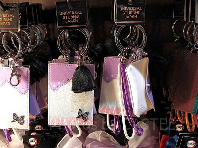 胡蝶しのぶのチケットホルダー&ポーチキーチェーンセット