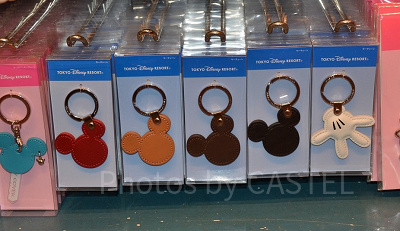 レザーキーチェーン