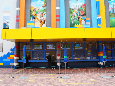レゴランド・ジャパンのチケットブース