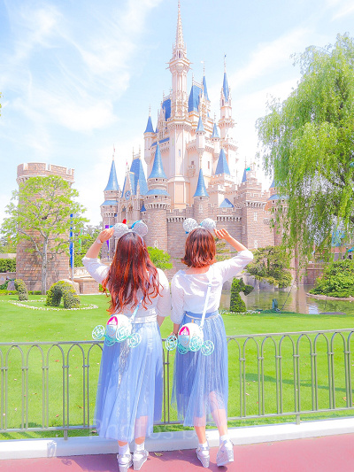 ディズニーワールド　シンデレラ　光る置物 Yahoo!オークション - 重さ4㎏ 【 新品 シンデレラ城 USA限定