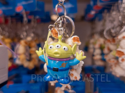 リトルグリーンメンポップコーンバケットストラップ