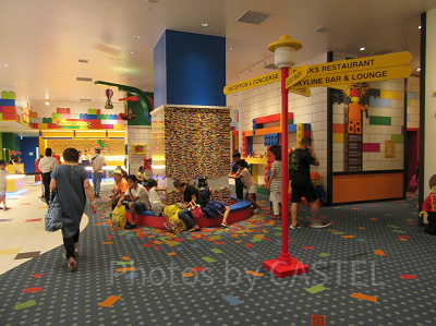 レゴランド・ジャパン・ホテル内のロビー