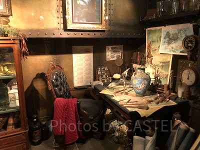 研究道具がたくさん