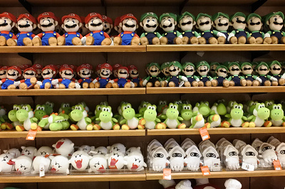 【美品】USJマリオグッズ★ USJ 任天堂 スーパーマリオ ぬいぐるみ マリオ Lサイズ お土産