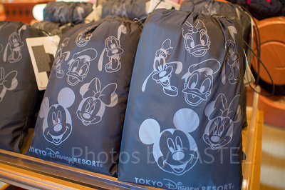 ミッキー&フレンズリバーシブルブランケット