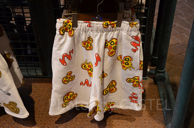 ミッキーピザのショートパンツ