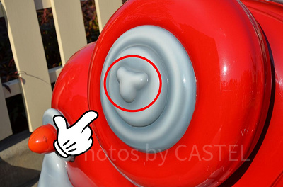 ミッキーの車のスペアタイヤ