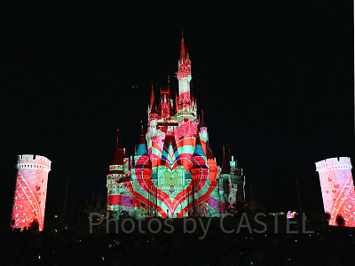 2026】初開催のファンダーナイトを徹底解説！夜のシンデレラ城がミニー