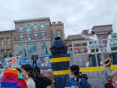 ミニオンクールファッションショー/大量の雪が降ってきた