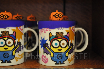 ミニオン「MINIONS MAYHEM TRICK」ふた付きマグカップ