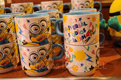 ミニオンの20周年マグカップ