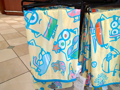 MINIONS ENJOY the SEAのUVカットポンチョ